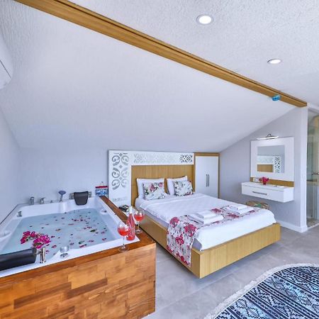 Hediye Hanim Suit&Apart Aparthotel Kaș Exterior foto