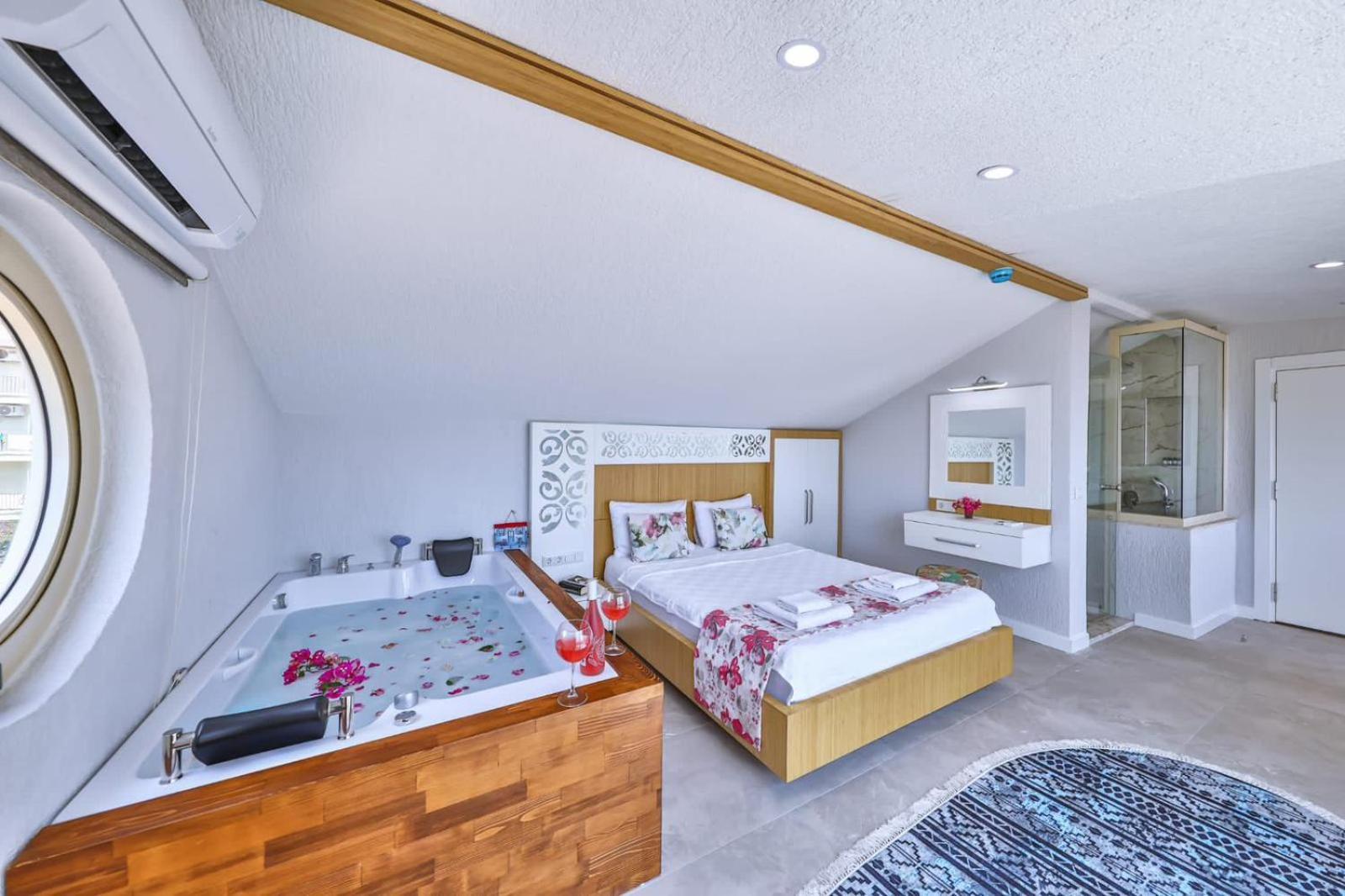 Hediye Hanim Suit&Apart Aparthotel Kaș Exterior foto